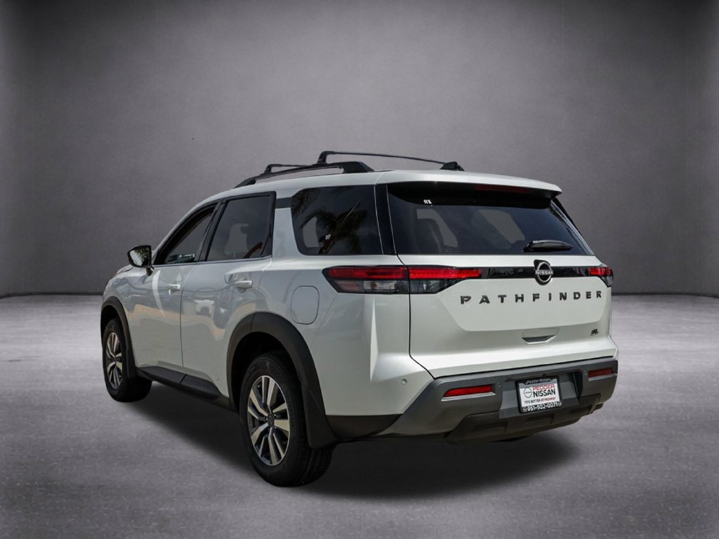 New 2026 Nissan Pathfinder SL FWD image 6