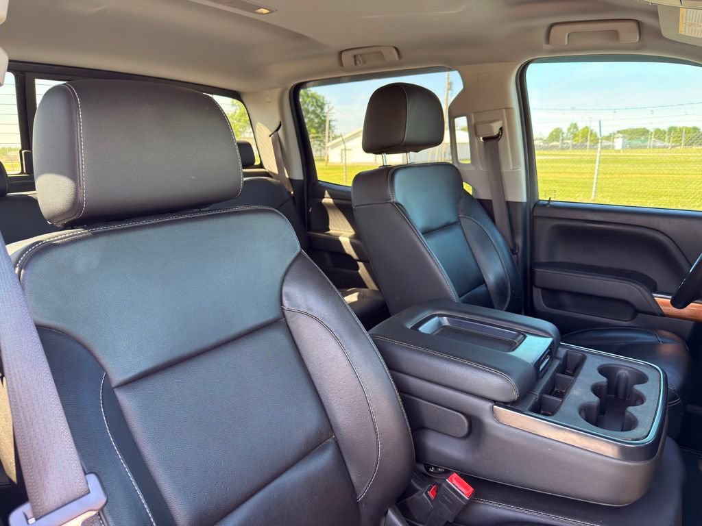 Used 2019 Chevrolet Silverado 2500 LTZ w/ Duramax Plus Package AWD/4WD image 35