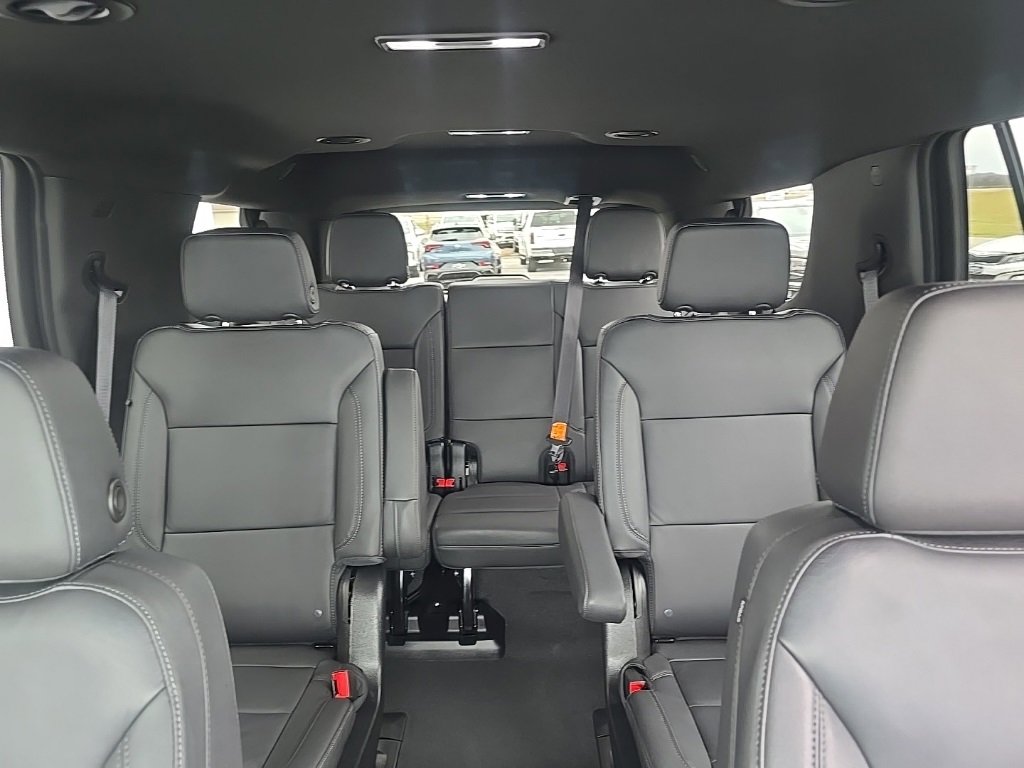 Used 2023 Chevrolet Tahoe LT w/ Luxury Package image 15
