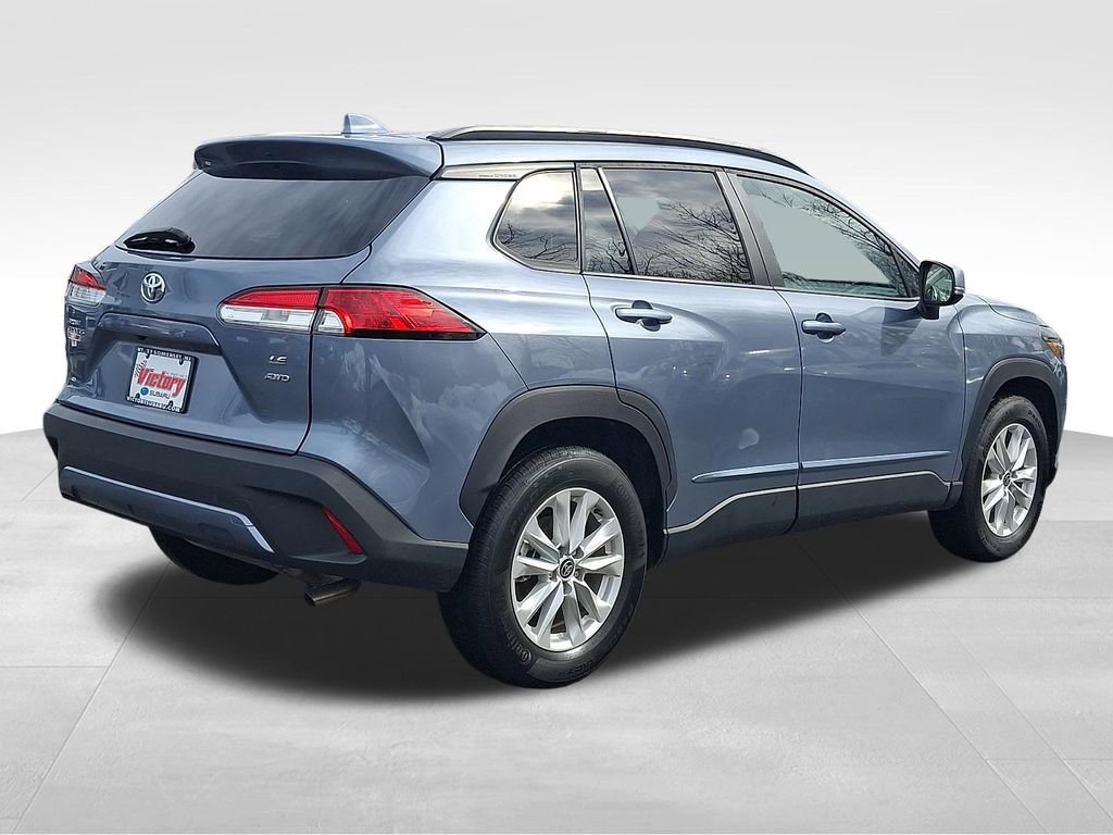 Used 2023 Toyota Corolla Cross LE image 6