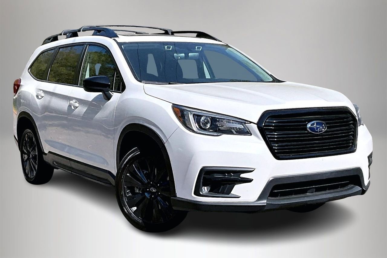 Used 2022 Subaru Ascent Onyx Edition image 2