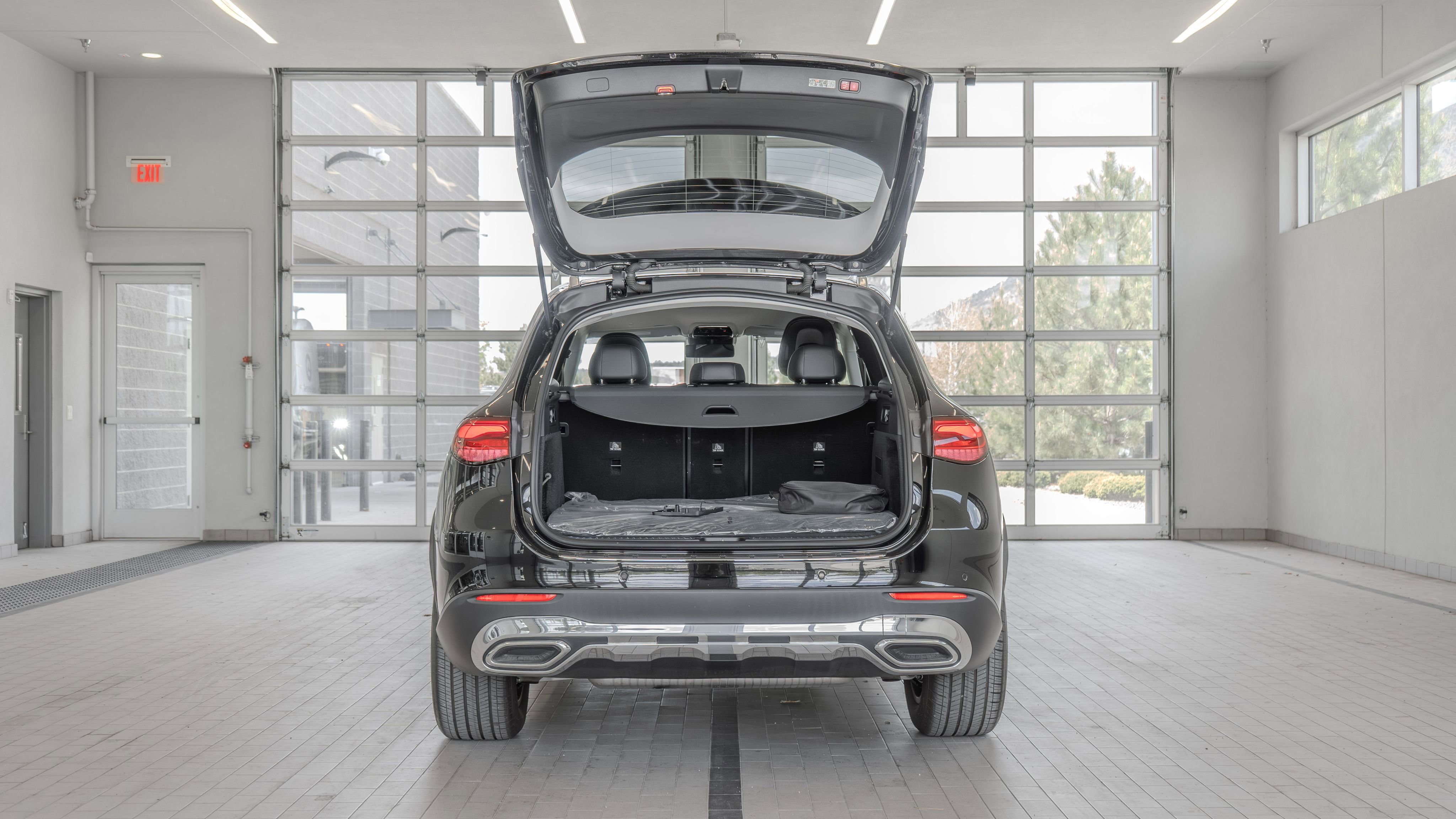 Certified 2025 Mercedes-Benz GLC 350e 4MATIC image 16