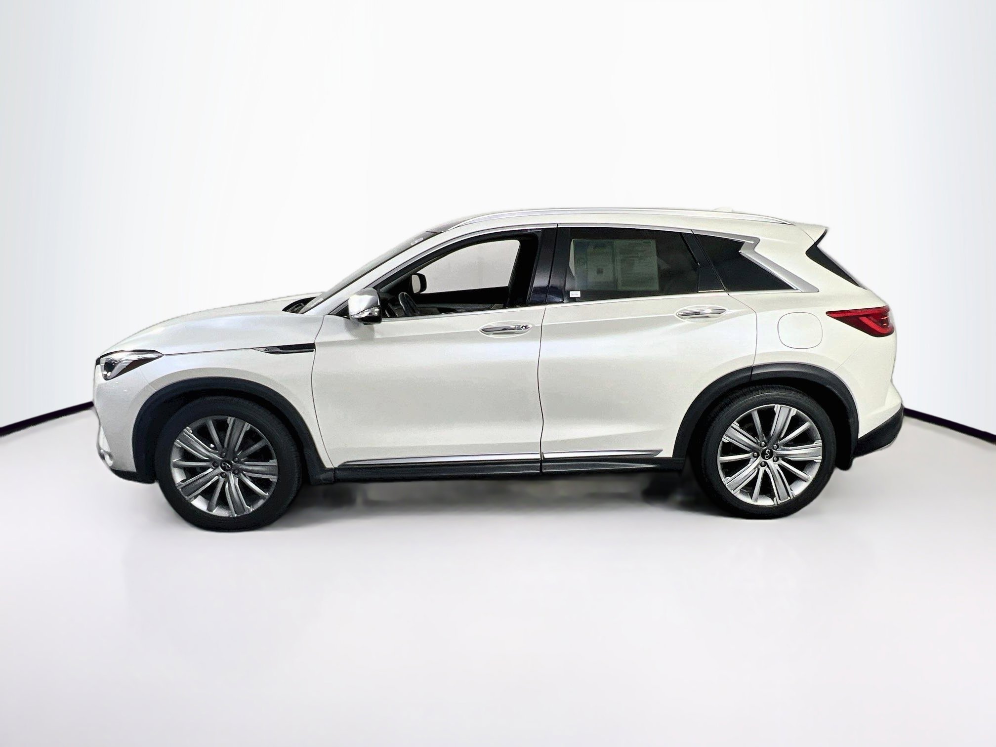 Used 2021 INFINITI QX50 Sensory w/ Accent Package AWD/4WD image 8
