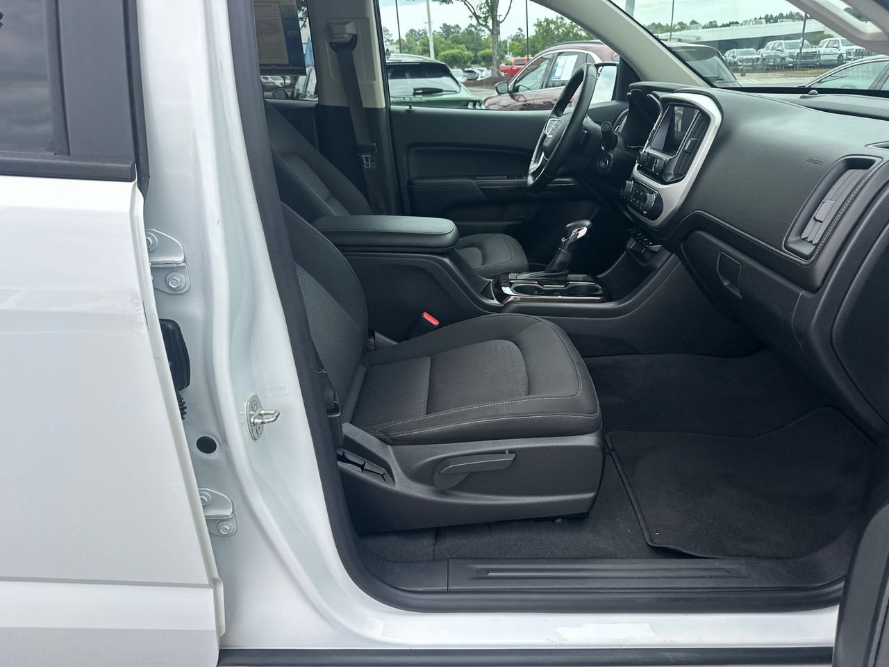 Used 2022 GMC Canyon Elevation w/ Trailering Package AWD/4WD image 13