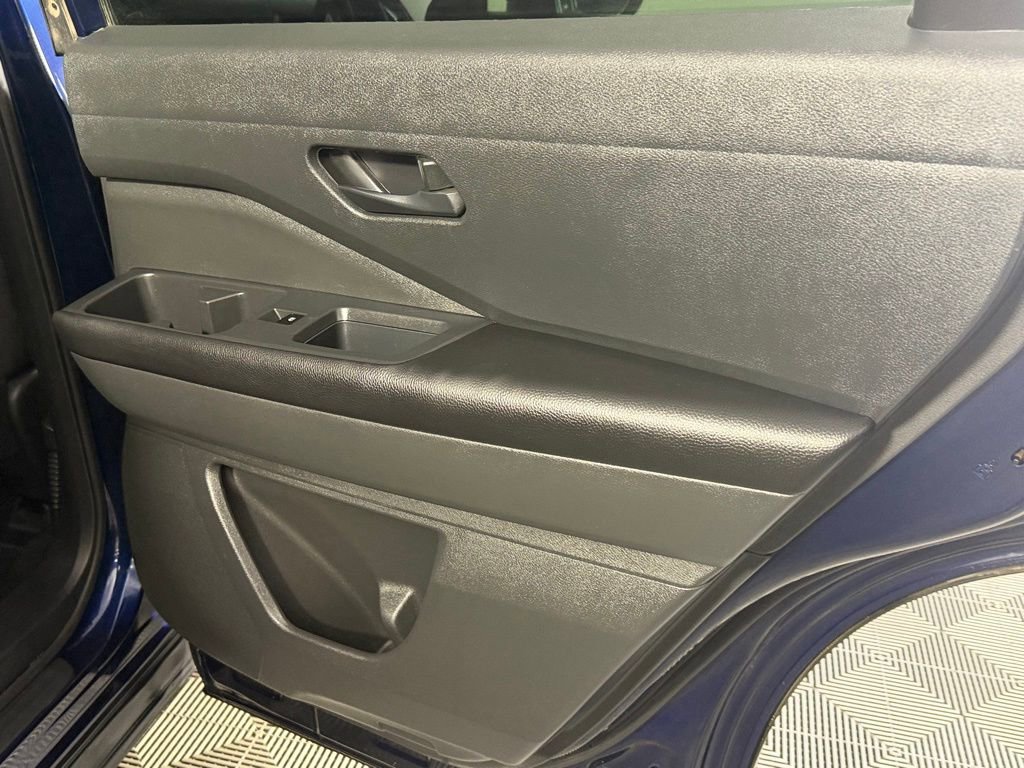 Used 2024 Nissan Pathfinder SV w/ Cargo Package FWD image 27