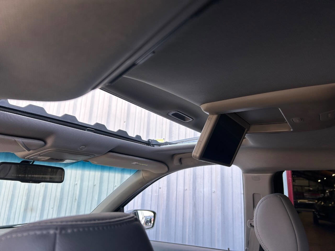 Used 2010 Honda Odyssey EX-L image 28