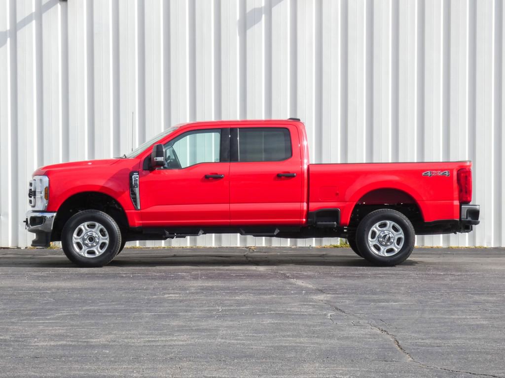 Used 2026 Ford F250 XLT w/ Snow Plow/Camper Package image 6