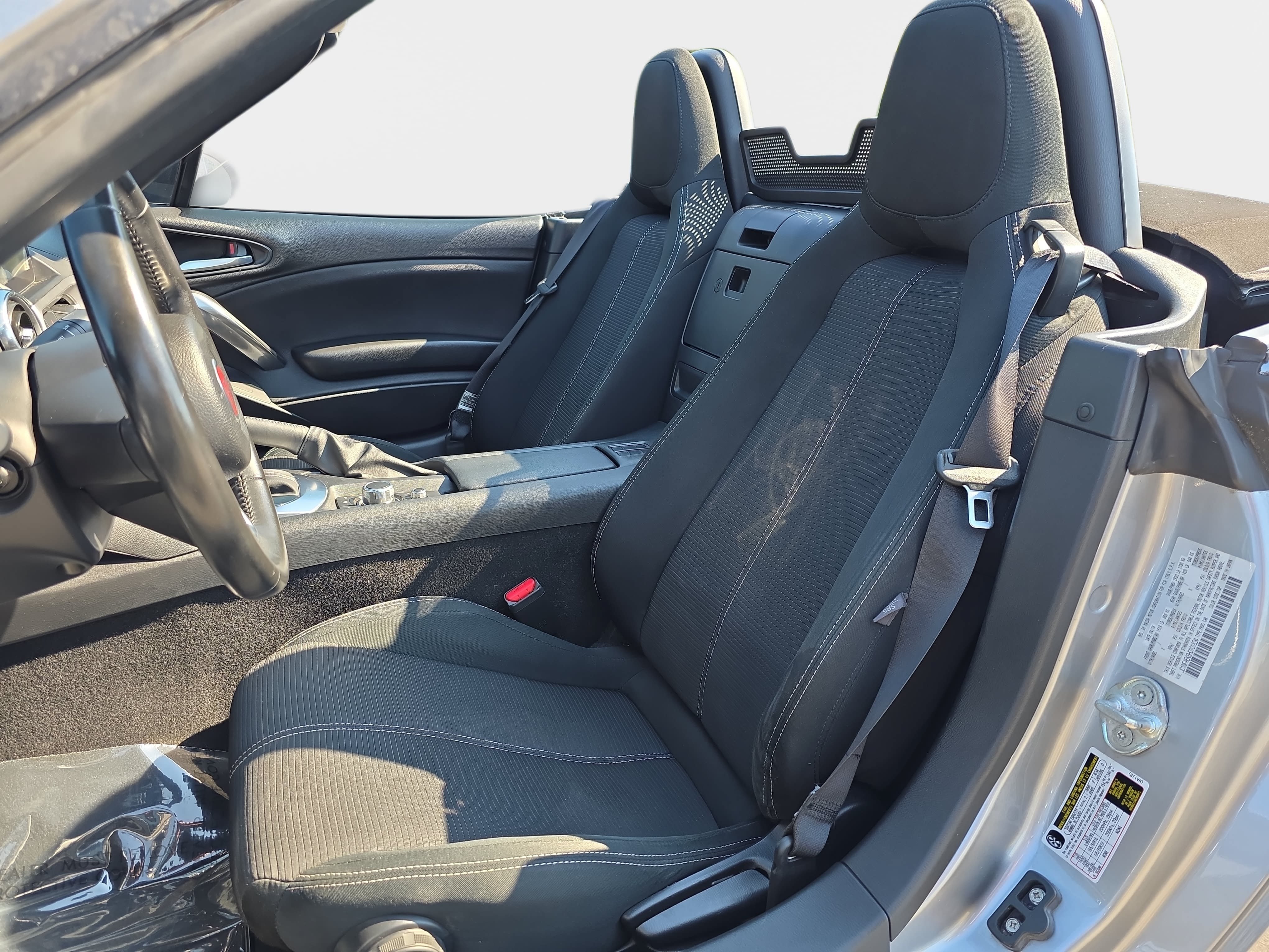 Used 2017 FIAT 124 Spider Classica RWD image 11