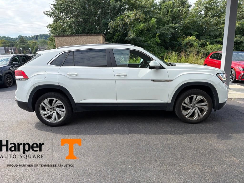 Used 2020 Volkswagen Atlas Cross Sport SEL FWD image 6
