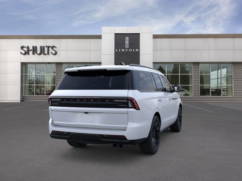 New 2026 Lincoln Navigator Reserve w/ Jet Appearance Package image 8