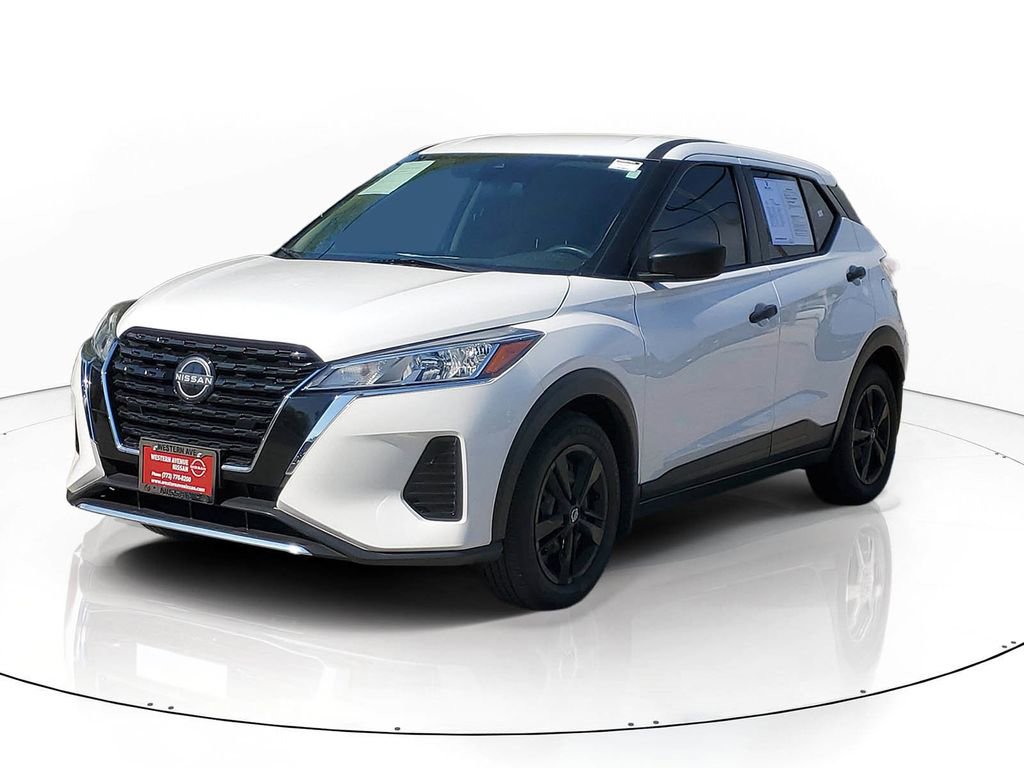Used 2023 Nissan Kicks S FWD image 2