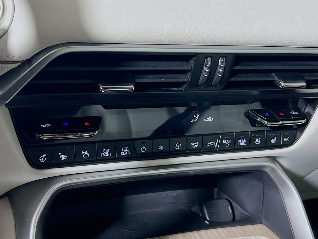 Used 2024 MAZDA CX-90 Plug-In Hybrid w/ Premium Plus image 14