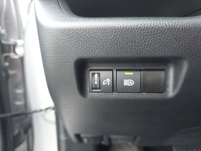 Used 2024 Toyota RAV4 LE image 14