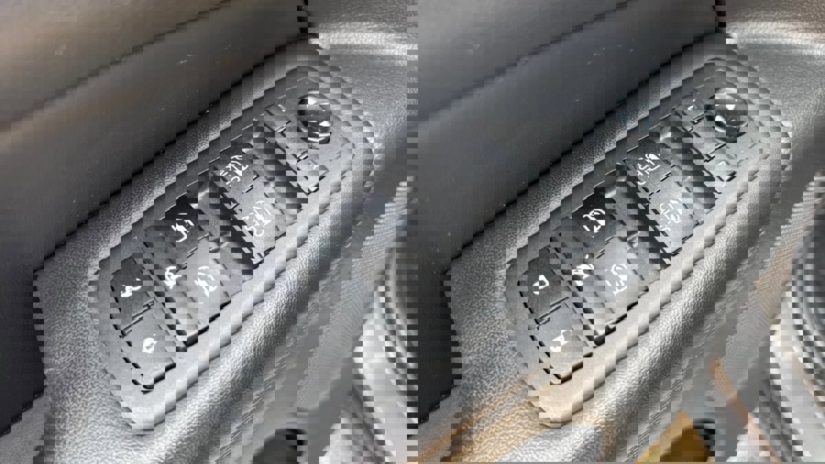 Used 2021 Jeep Grand Cherokee Limited image 19