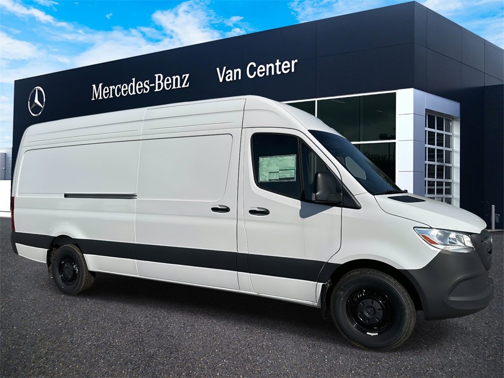 New 2025 Mercedes-Benz Sprinter 2500 image 2