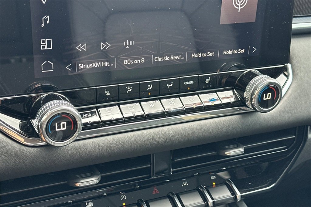 New 2025 GMC Canyon Elevation w/ Convenience Package image 17