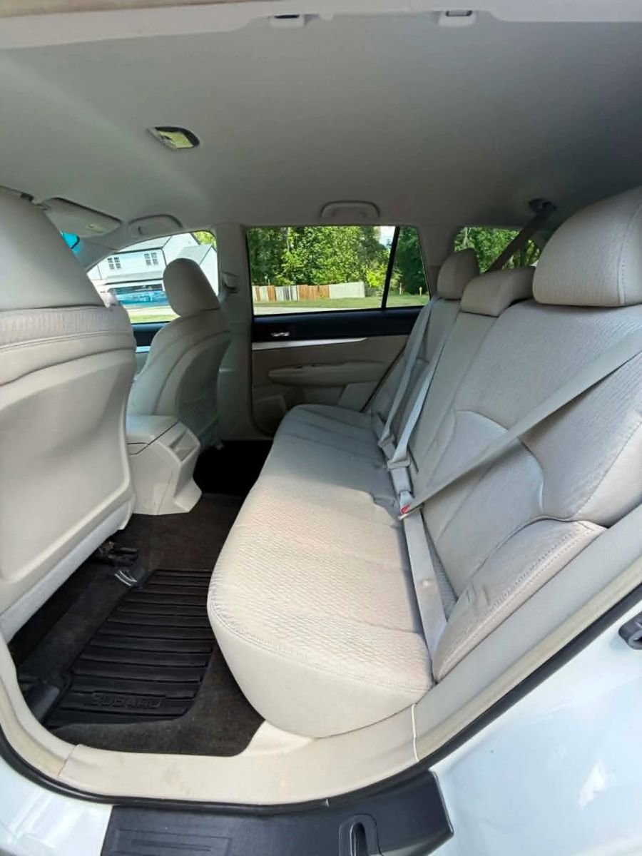 Used 2012 Subaru Outback 2.5i Premium image 5