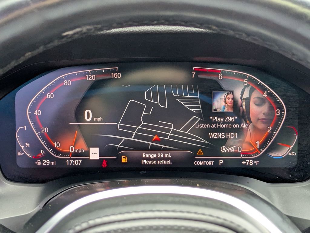 Used 2022 BMW 330i Sedan w/ M Sport Package RWD image 13