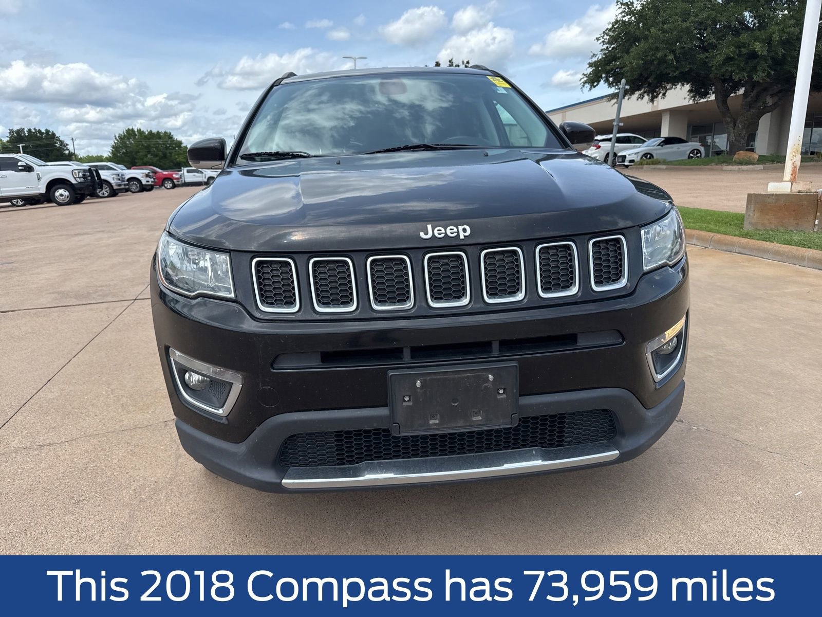 Used 2018 Jeep Compass Limited AWD/4WD image 2