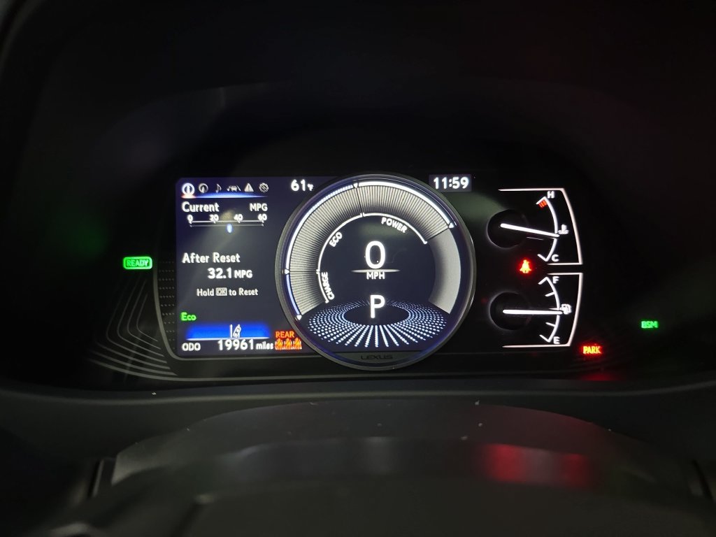 Certified 2024 Lexus UX 250h F Sport AWD/4WD image 22