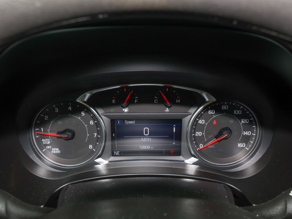 Used 2023 GMC Terrain SLE w/ Driver Convenience Package FWD image 16