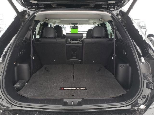 Used 2022 Mitsubishi Outlander SE FWD image 3