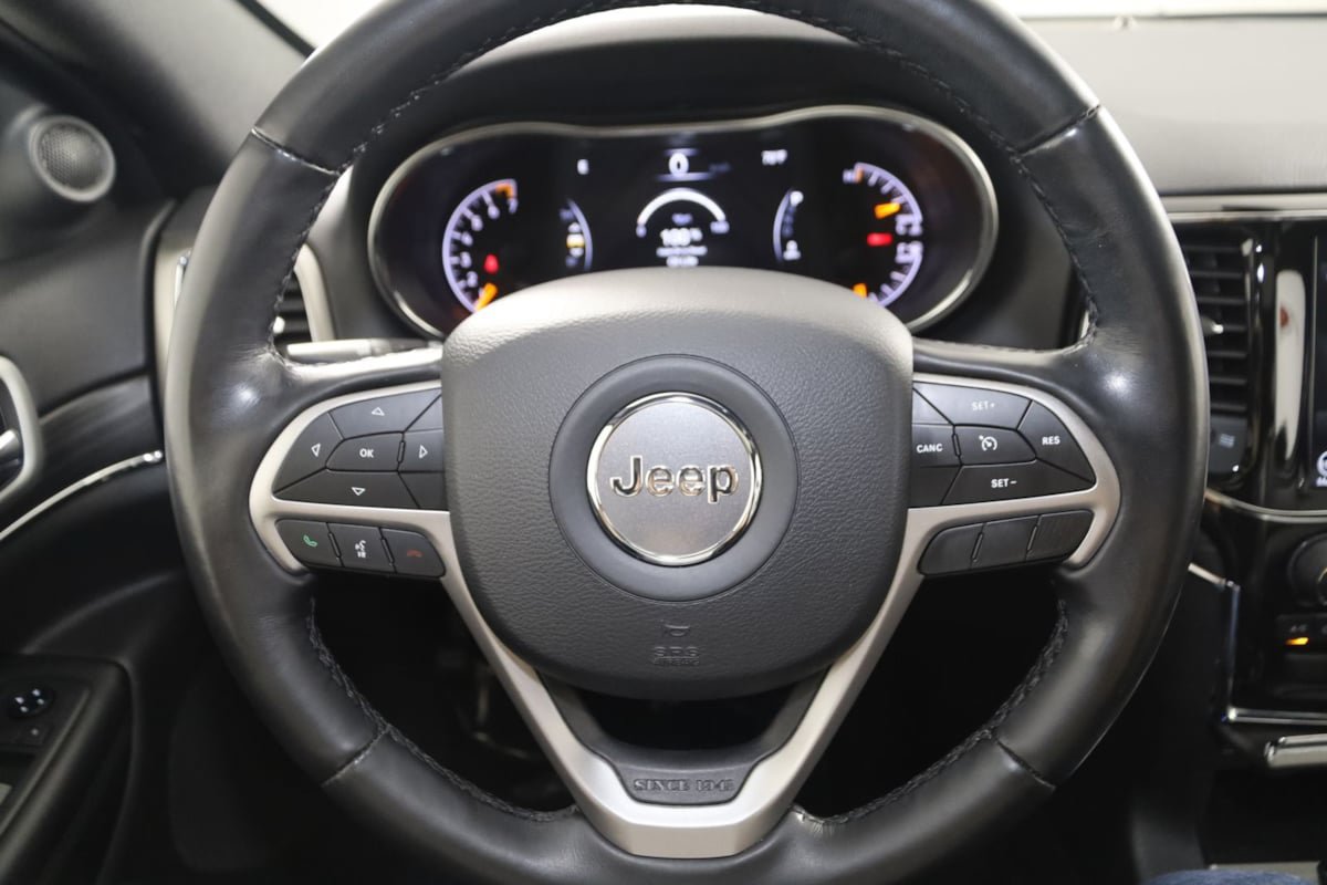 Used 2021 Jeep Grand Cherokee Limited AWD/4WD image 34