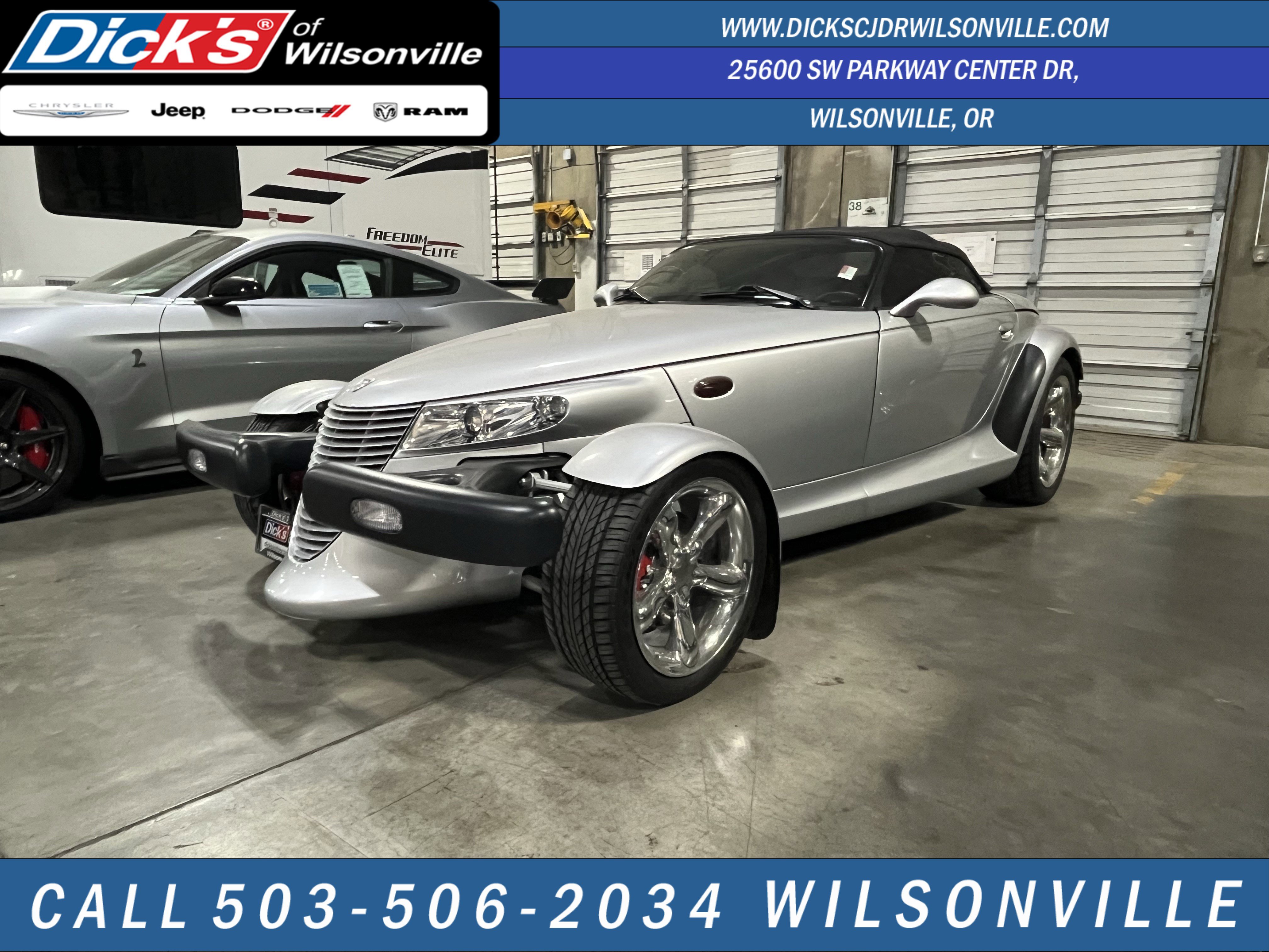 Used 2001 Chrysler Prowler RWD image 1