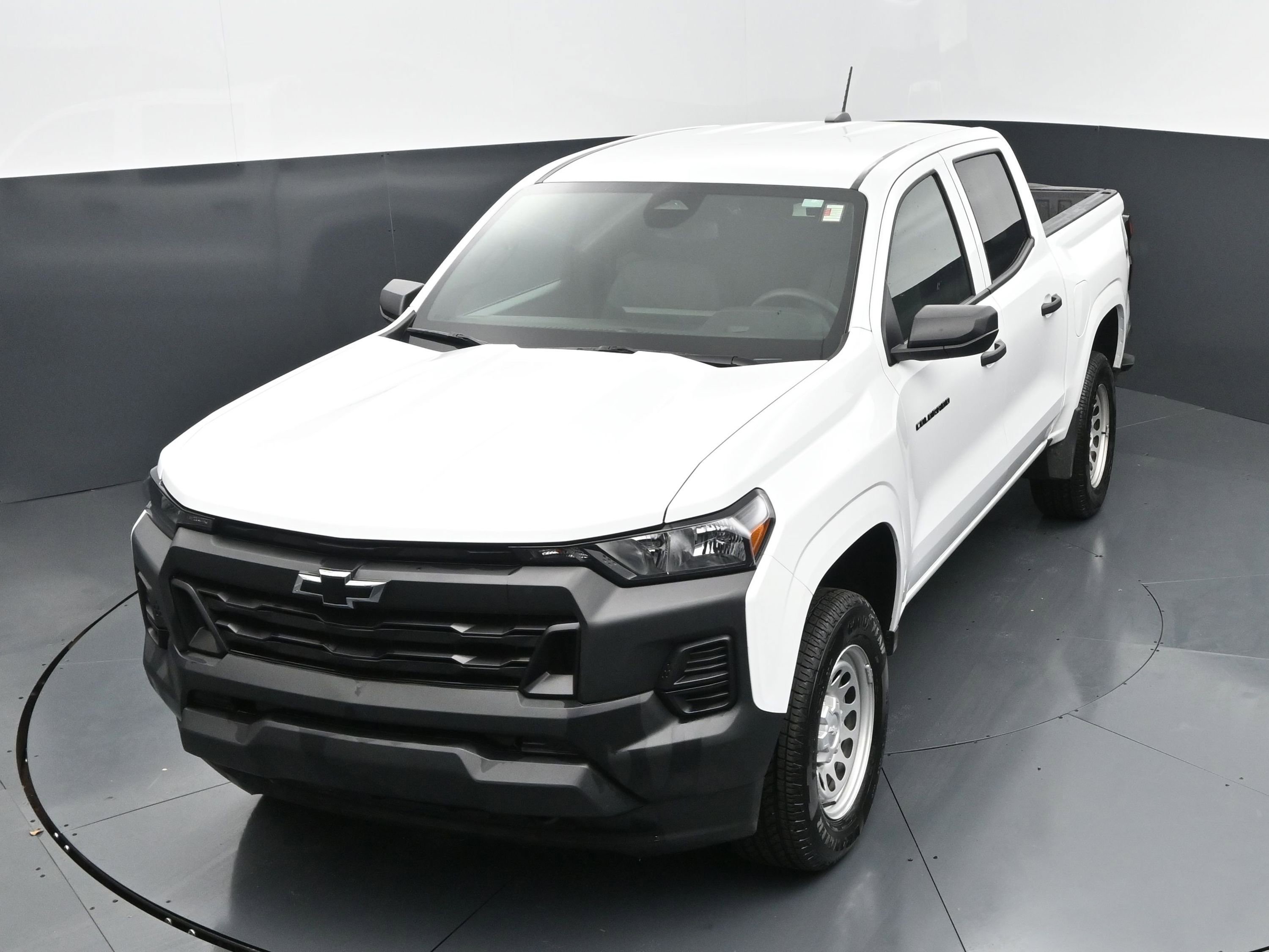 Used 2025 Chevrolet Colorado W/T image 26