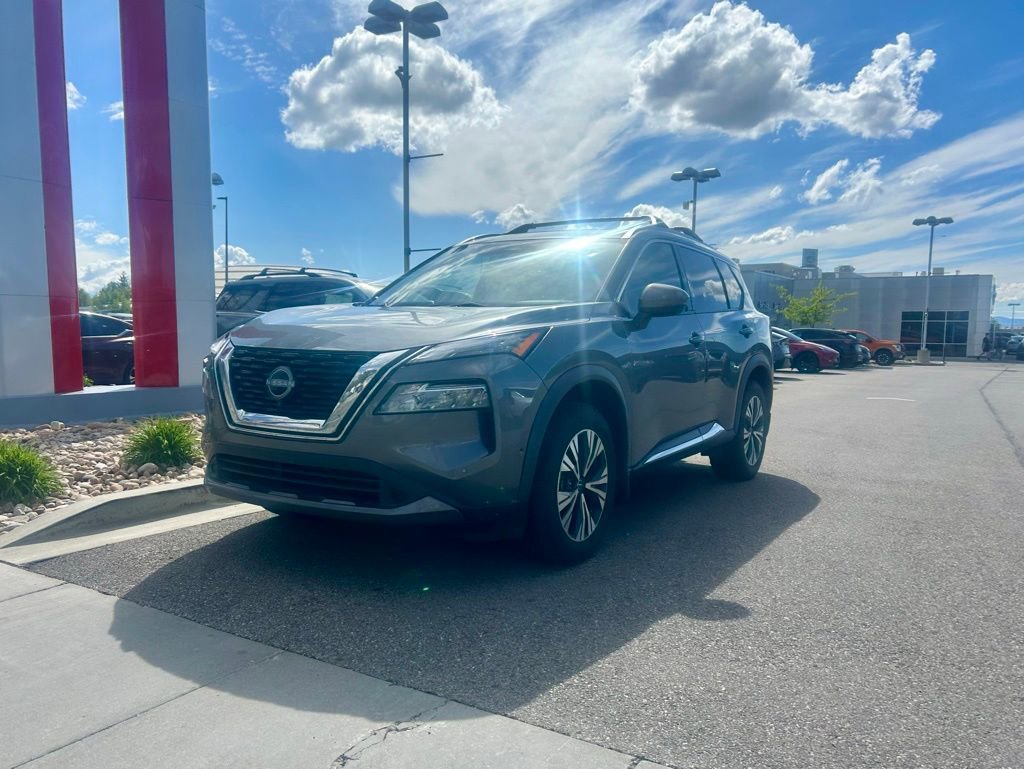 Used 2023 Nissan Rogue SL w/ SL Premium Package AWD/4WD image 2