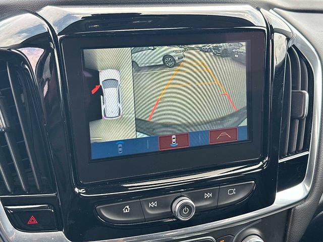 Used 2018 Chevrolet Traverse LT FWD image 4
