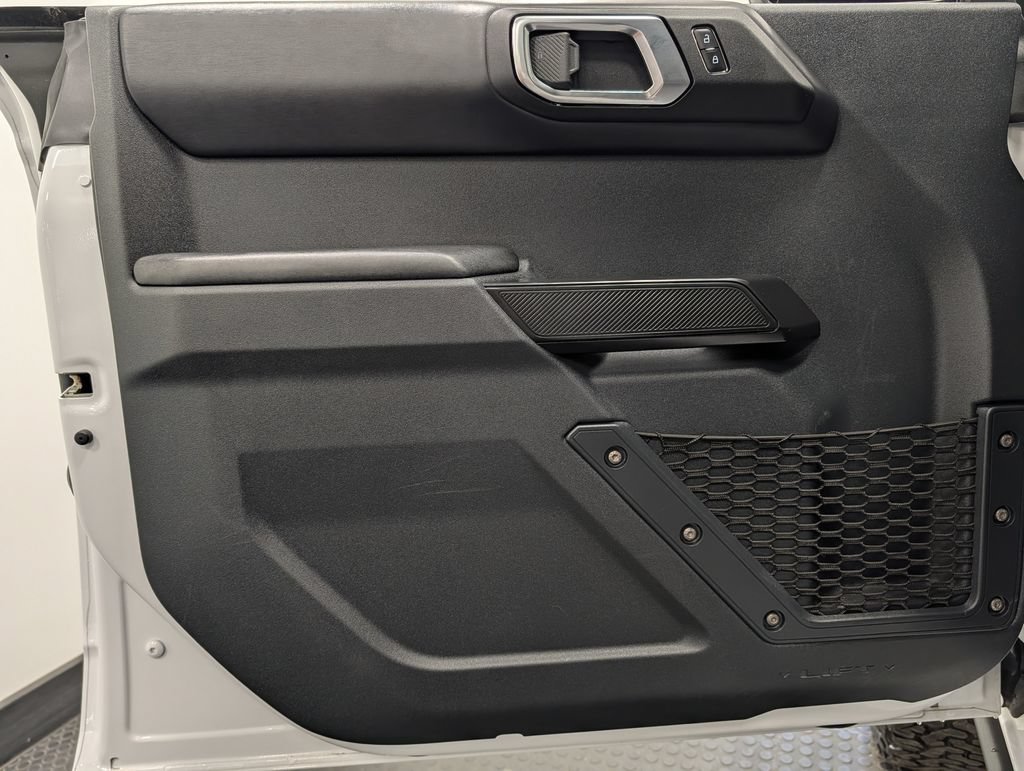 Used 2025 Ford Bronco Badlands AWD/4WD image 9