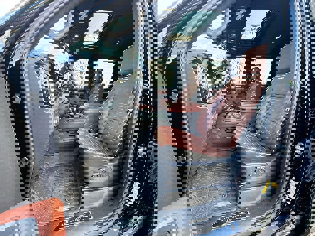 Used 2024 GMC Sierra 1500 Denali Ultimate image 19