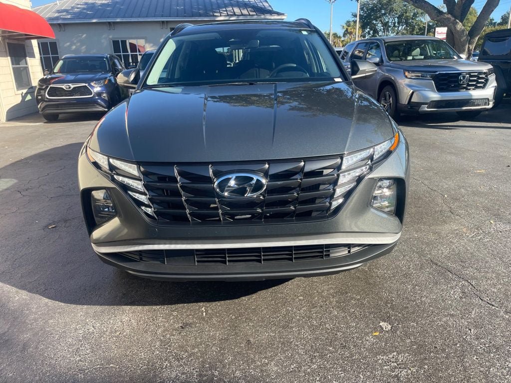 Used 2023 Hyundai Tucson Blue AWD/4WD image 9