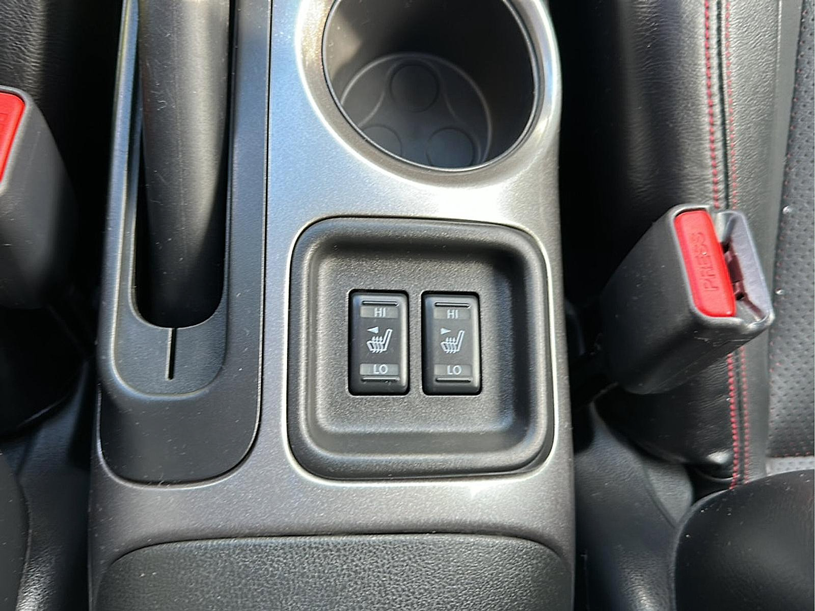 Used 2014 Nissan Juke SL AWD/4WD image 19