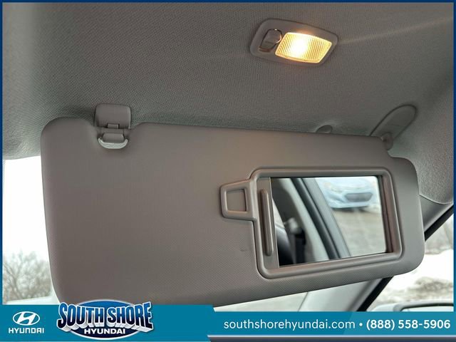 Certified 2025 Hyundai Kona SE image 35