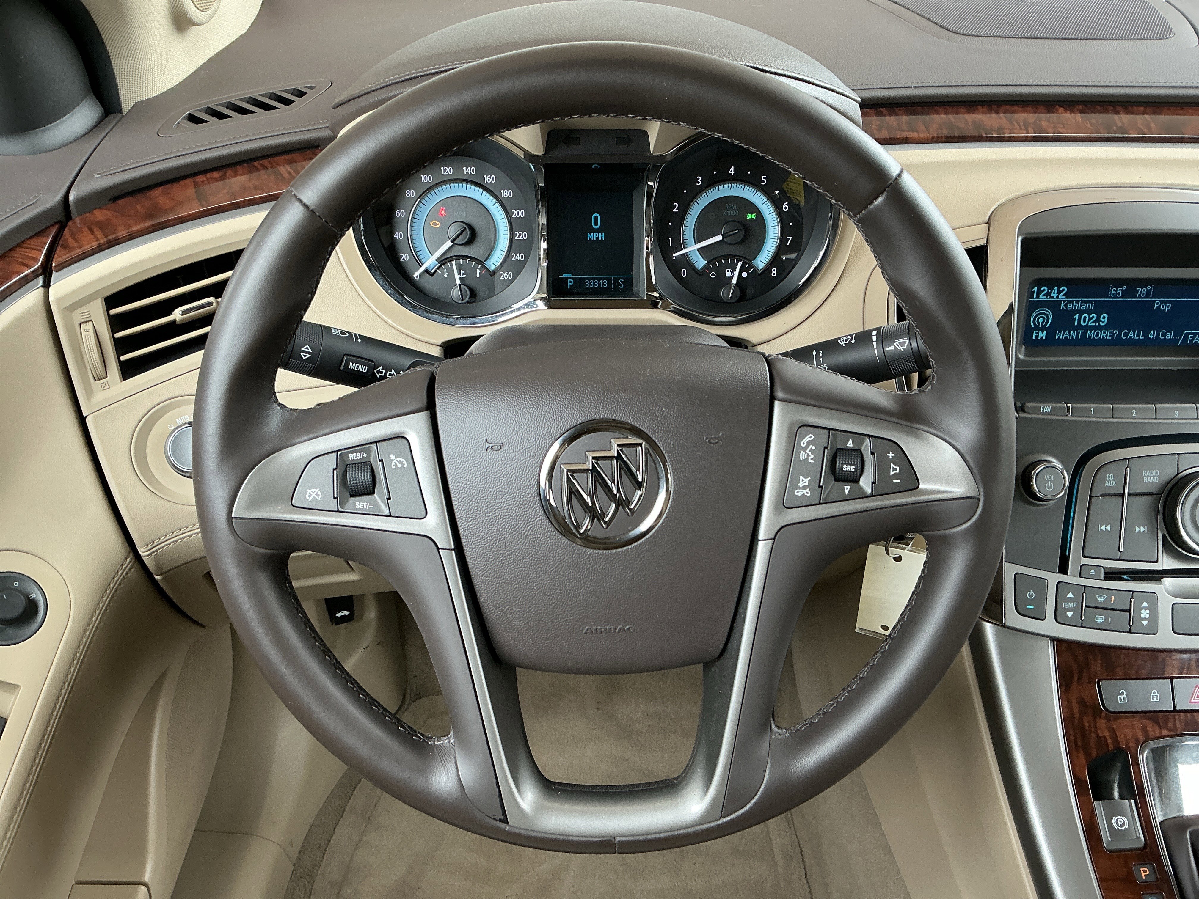 Used 2010 Buick LaCrosse CX image 5