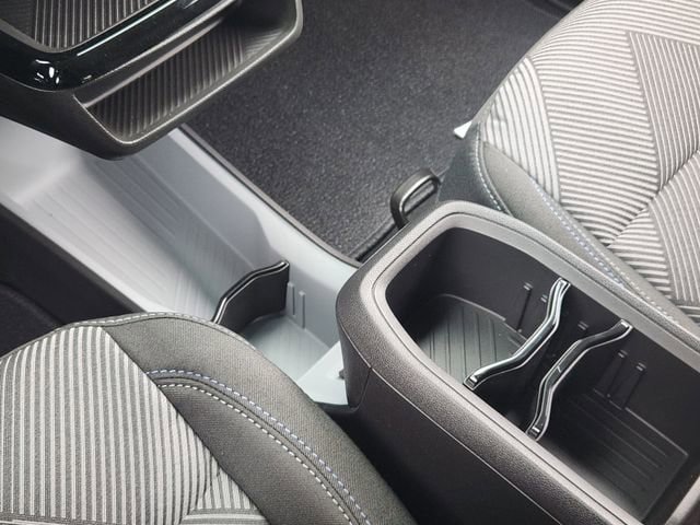 New 2027 Chevrolet Bolt LT w/ Comfort Package image 16