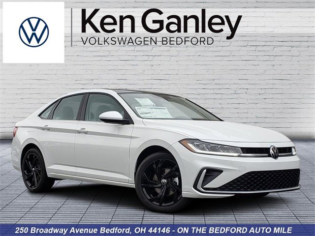 New 2025 Volkswagen Jetta SE
