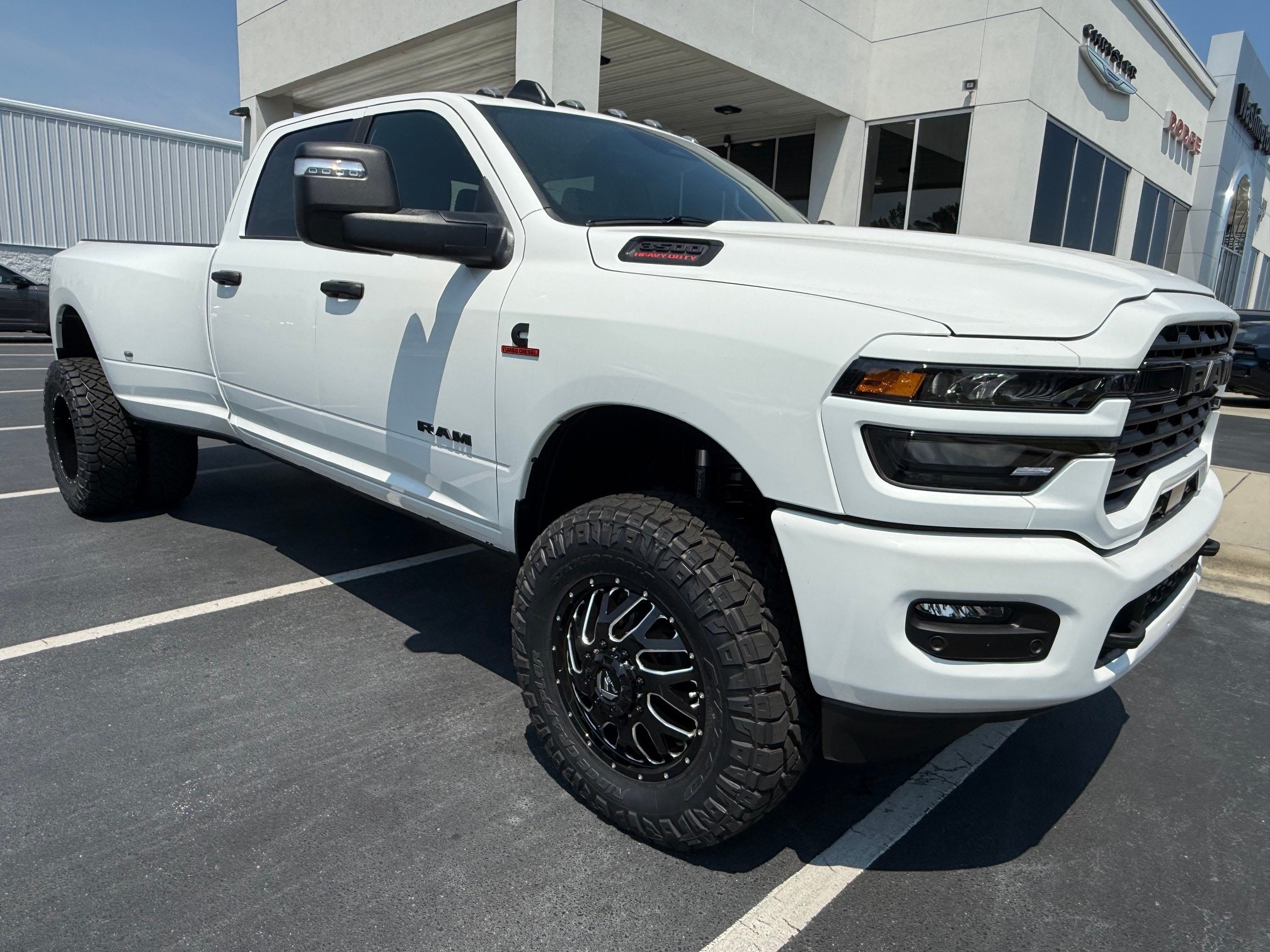 New 2026 RAM 3500 Big Horn AWD/4WD image 11