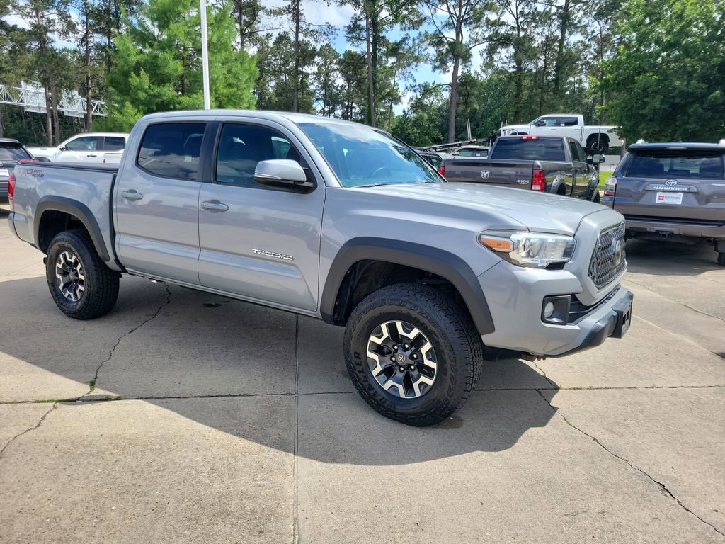 Used 2018 Toyota Tacoma TRD Off-Road w/ Technology Package RWD image 8