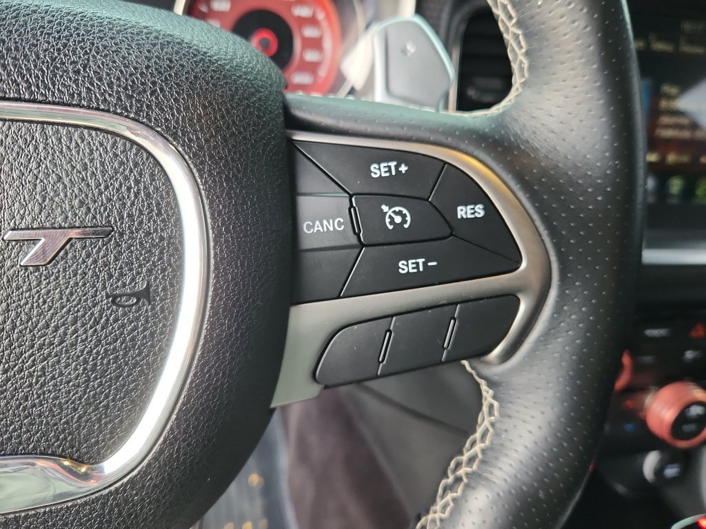 Used 2016 Dodge Charger SRT Hellcat w/ Harman/Kardon Audio Group RWD image 22