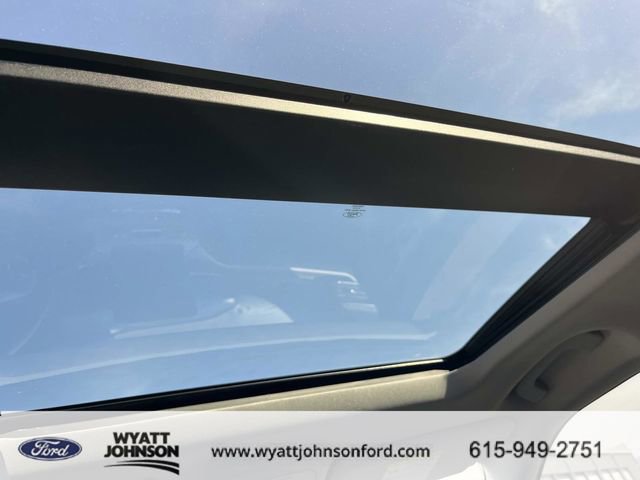 Used 2023 Ford Explorer XLT w/ Equipment Group 202A image 14