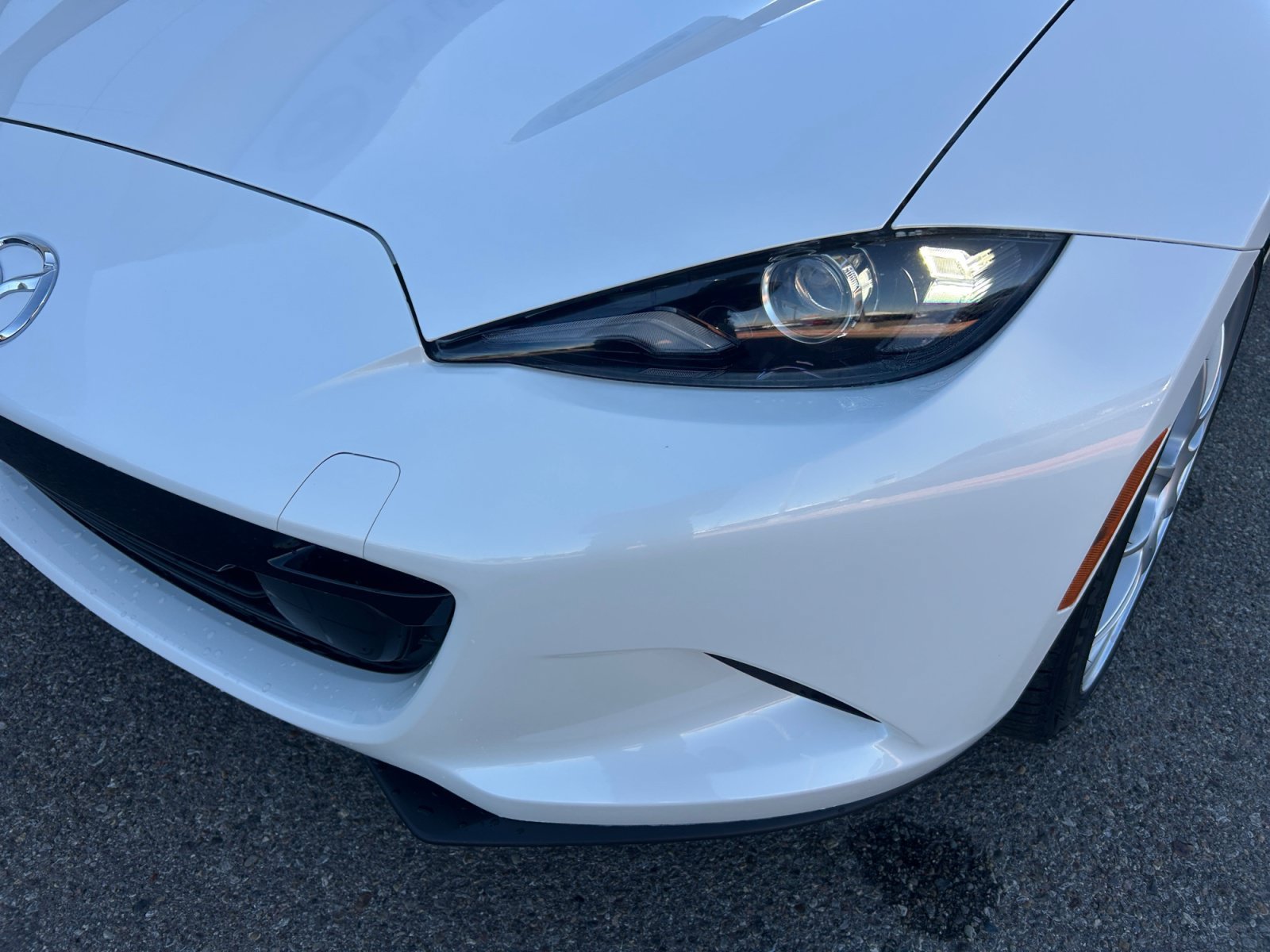 Used 2024 MAZDA MX-5 Miata Grand Touring RWD image 10