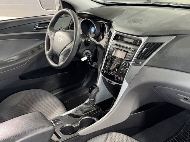 Used 2013 Hyundai Sonata GLS w/ Popular Equipment Pkg image 12