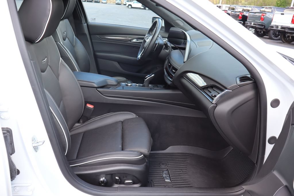 Used 2025 Cadillac CT5 V Blackwing w/ Precision Package RWD image 21