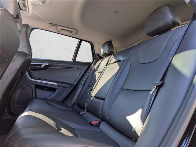 Used 2016 Volvo V60 T5 image 21