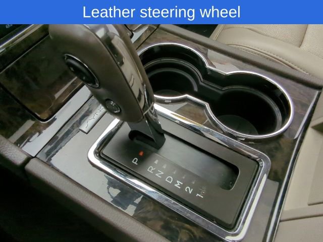 Used 2017 Lincoln Navigator Select AWD/4WD image 23