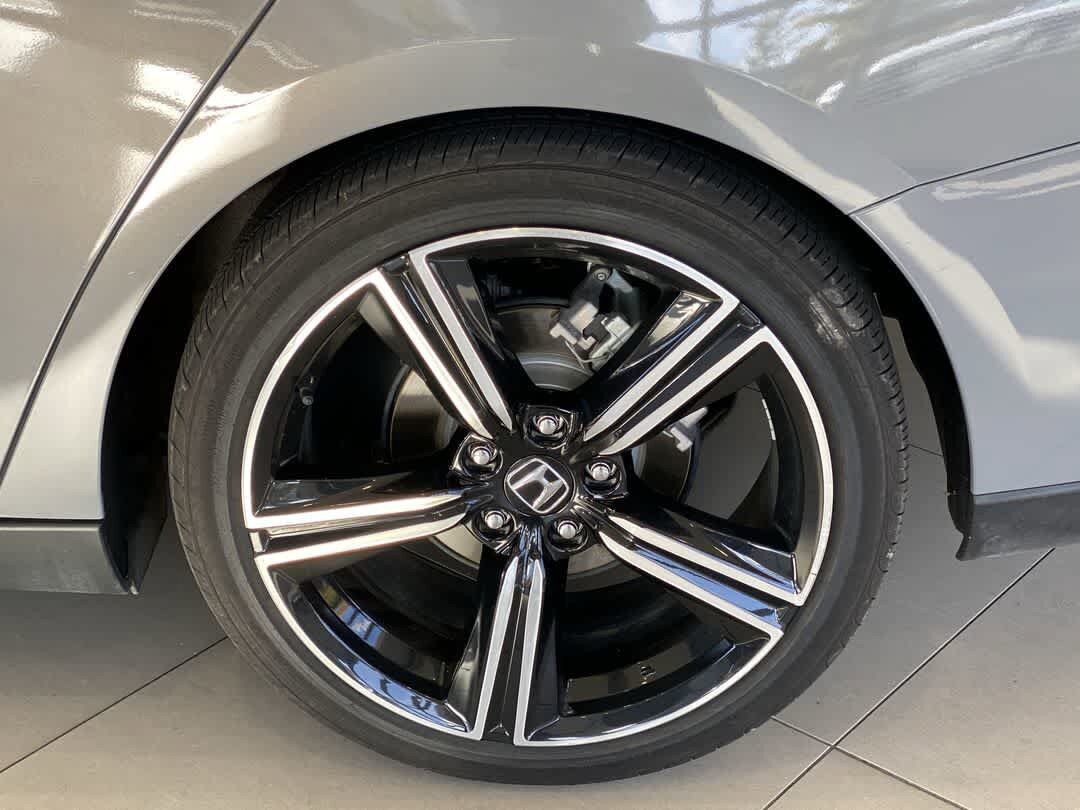 Used 2025 Honda Accord Sport image 13