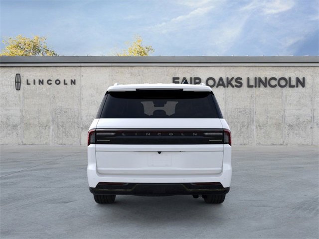 New 2025 Lincoln Navigator L Reserve image 5